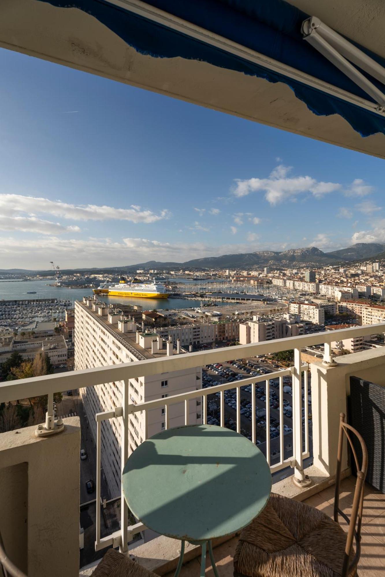 Vue Panoramique, Grand Appartement 2 Chambres A Toulon Exterior foto